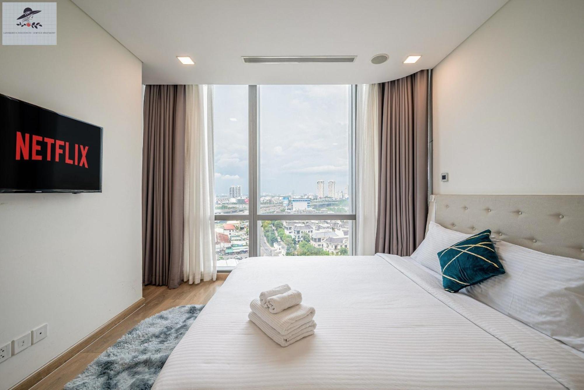 Landmark 81 Residences - Service Apartment Apartment *